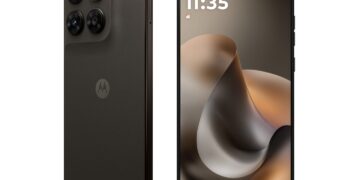 موتورولا موتو G77 با دوربین ۱۰۸ مگاپیکسلی و نمایشگر AMOLED ۱۲۰ هرتز