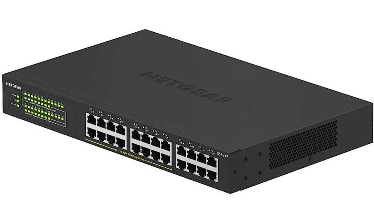 این سوئیچ مدیریتی با Power Budget بالا برای دفاتر بزرگ و شبکههای ترکیبی مناسب است.