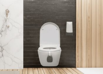 یک توالت فرنگی مجهز به سنسور هوشمند پایش سلامت نصب شده بر روی لبه کاسه.