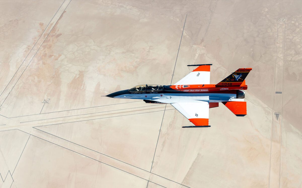 آموزش هوش مصنوعی با یک اف-۱۶ اصلاحشده برای نبردهای آینده