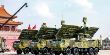 رونمایی چین از سلاح ضد پهپاد هاریکین ۳۰۰۰ با برد سه کیلومتر