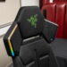 نمای نزدیک از نشیمن صندلی Razer Project Madison با بالشتک‌های چندبخشی، روکش پارچه‌ای مشکی، طراحی ارگونومیک و دسته‌های پهن قابل تنظیم