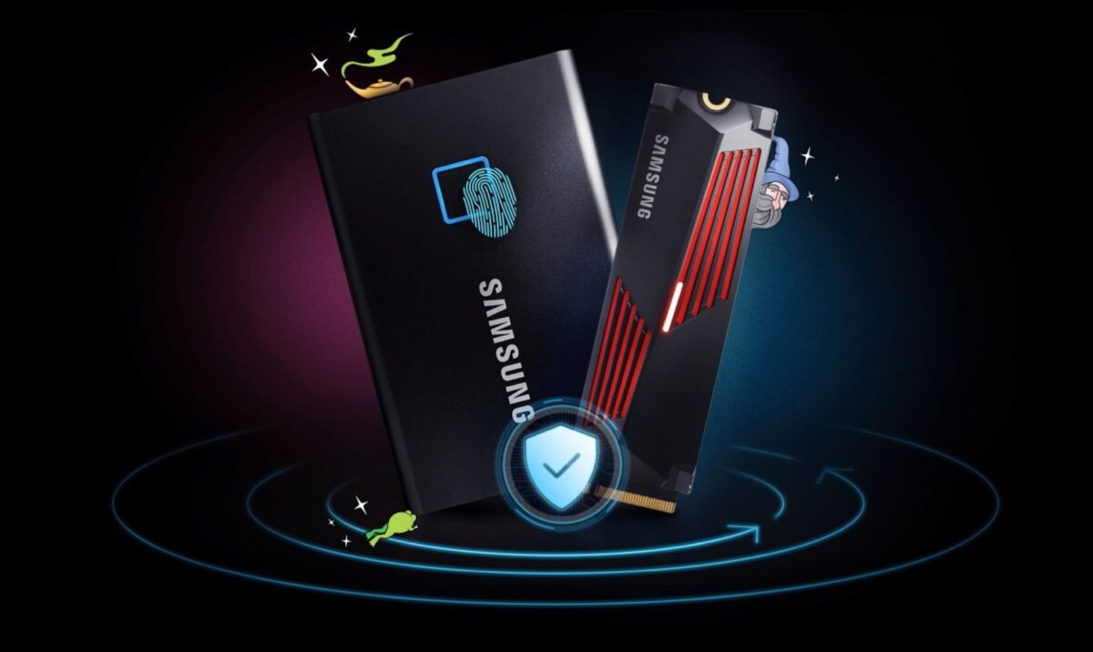 کارت‌های حافظه SSD سامسونگ همراه با آیکون سپر امنیتی و افکت‌های گرافیکی جادویی.
