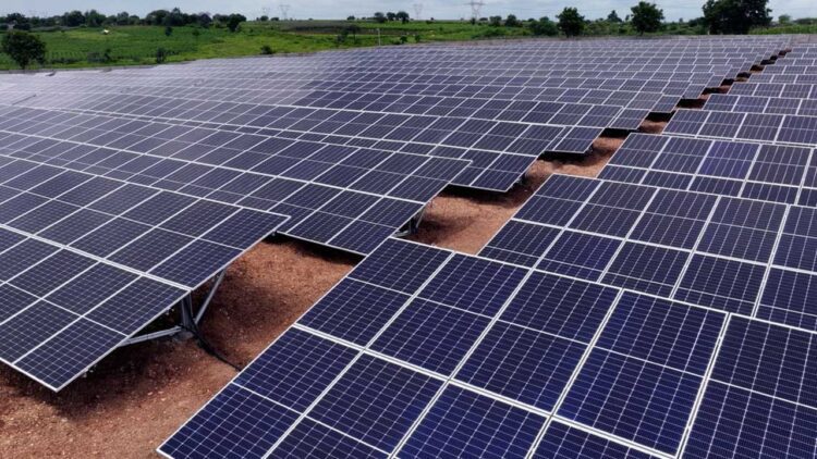 ایران چگونه به فناوری ساخت تجهیزات نیروگاه های خورشیدی دست یافت؟