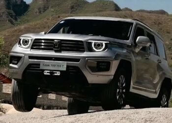 این خودروی چینی ۶ سیلندر به زودی به ایران می آید + مشخصات فنی