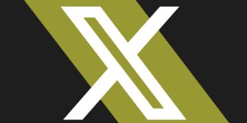 لوگوی سفید رنگ X بر روی پسزمینه مورب زیتونی و مشکی.