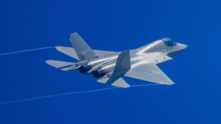 رقابت J-35 چین با F-35 آمریکا در بازار جنگنده های نسل پنجم