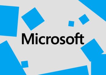 لوگوتایپ کلمه Microsoft به رنگ مشکی در میان چندین مربع آبی‌رنگ با اندازه‌های مختلف در یک پس‌زمینه خاکستری.