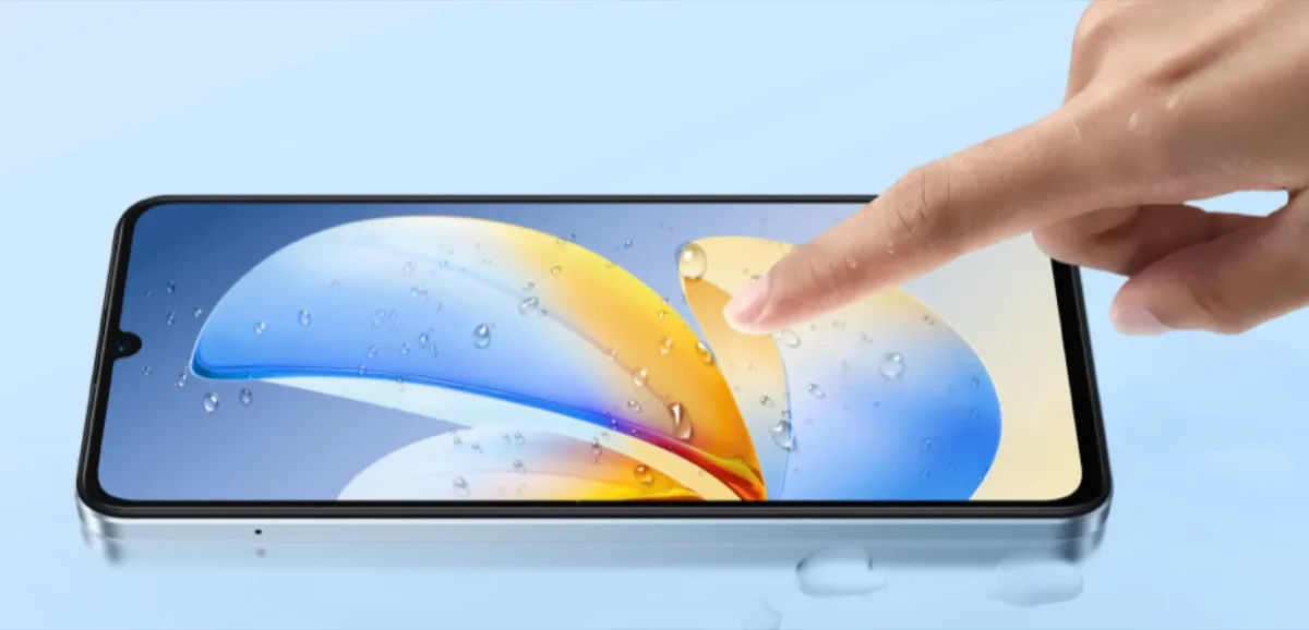 نمای جلوی گوشی Realme با نمایشگر روشن و قطرات آب، لمس صفحه‌نمایش توسط انگشت برای نمایش مقاومت در برابر رطوبت