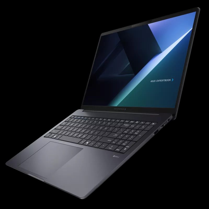 نمای ۳/۴ از سمت چپ لپتاپ ایسوس مدل ExpertBook B3 G2 با بدنه تیره و صفحه نمایش روشن.