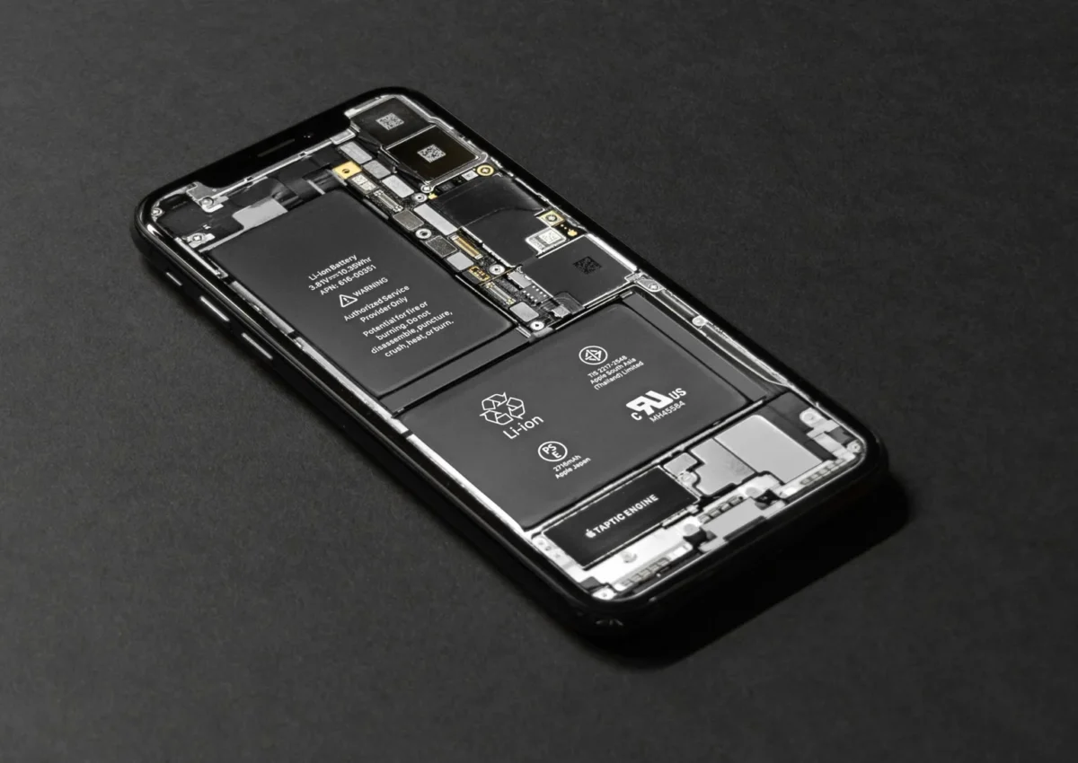 کاهش داغ شدن باتری گوشی‌ها با دیود حرارتی جدید