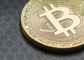 پیش‌بینی قیمت بیت‌کوین (BTC)؛ اگر حمایت ۶۶ هزار دلاری از دست برود چه می‌شود؟