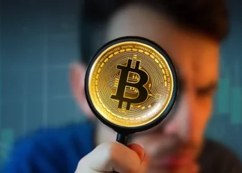 آیا بیت‌کوین در حال‌ حاضر کمتر از ارزش واقعی‌ خود دادوستد می‌ شود؟