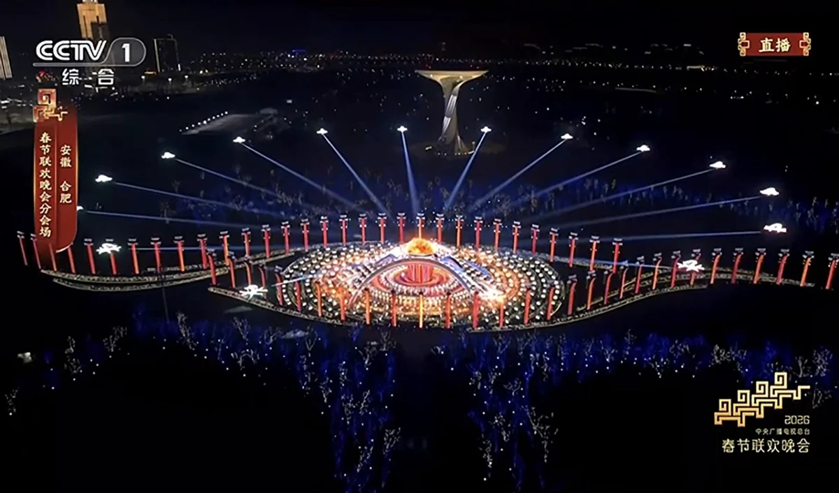 چین توانست رکورد جهانی گینس را با پرواز هم‌زمان ۲۲ هزار پهپاد بشکند 