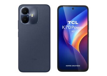 گوشی TCL K70 Power به رنگ خاکستری تیره با دو لنز دوربین بزرگ در یک ماژول دایره‌ای.