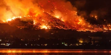 سیاره گرمخانه‌ای