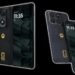 دو گوشی تاشوی Motorola Razr در نسخه ویژه FIFA؛ یکی در حالت باز و دیگری نیمهباز، با بدنه مشکی مات و لوگوی طلایی Motorola و FIFA روی قاب پشتی. ماژول دوربین مربعی با چهار لنز در گوشه بالا دیده میشود و نمایشگر داخلی ساعت 11:35 را نشان میدهد