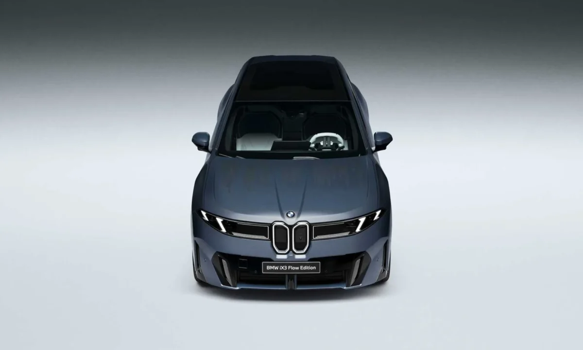 شرکت BMW خودروی تغییررنگ‌دهنده iX3 Flow Edition را معرفی کرد