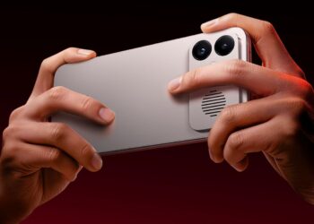 طراحی Redmi K90 Max فاش شد؛ گوشی گیمینگ با فن خنک‌کننده متفاوت