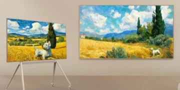 طرحی مفهومی از تلویزیون A400 Pro NXTVISION که مانند یک قاب نقاشی کنار یک بوم نقاشی قراره گرفته و مقایسه شده