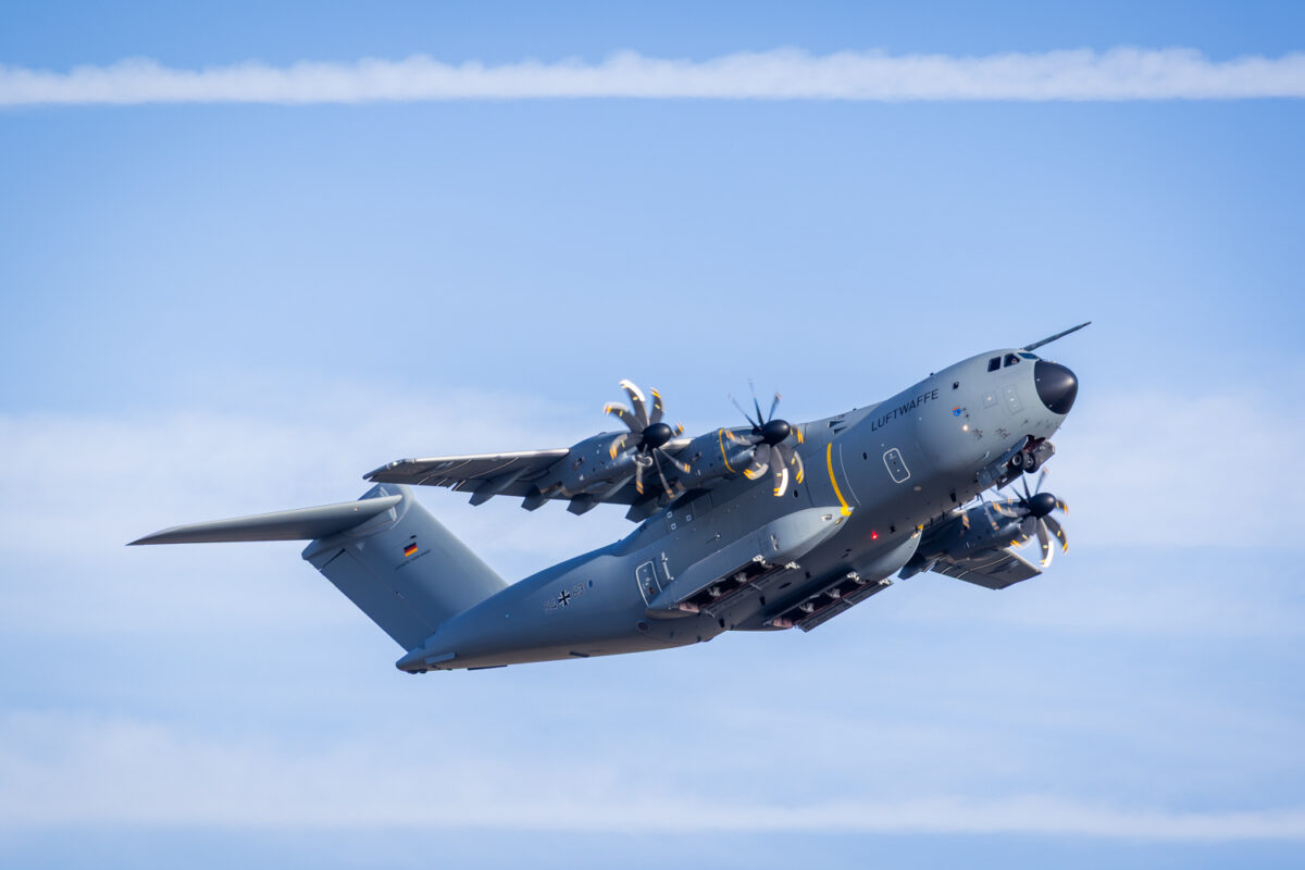 ارتقای هواپیمای ترابری A400M با توان شلیک ۱۲ موشک و ۵۰ پهپاد