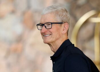اپل با 4 طرح جدید وارد رقابت عینک‌های هوشمند شد