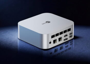 مینی‌کامپیوتر جمع‌وجور Lenovo Lecoo AI Mini Pro با بدنه نقره‌ای و طراحی کوچک، نمایش پورت‌های HDMI، LAN و USB در پشت دستگاه