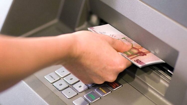 افزایش اتکا به همراهبانک در سایه کمبود پول نقد