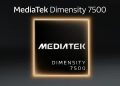 تصویر استودیویی چیپست MediaTek Dimensity 7500؛ لوگوی مدیاتک در مرکز یک قاب مربعی با نورپردازی طلایی در پسزمینهای تیره و مینیمال
