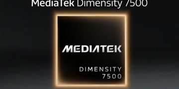 تصویر استودیویی چیپست MediaTek Dimensity 7500؛ لوگوی مدیاتک در مرکز یک قاب مربعی با نورپردازی طلایی در پسزمینهای تیره و مینیمال