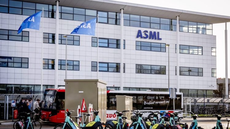 ارزش بازار ASML به رکورد تاریخی رسید
