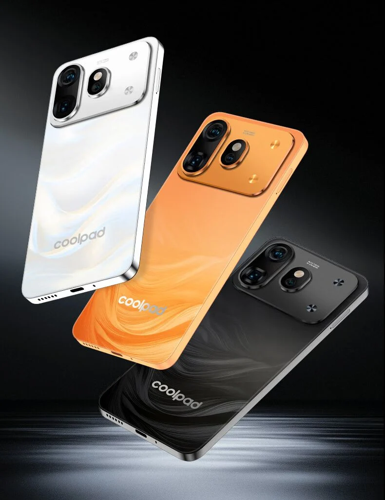 نمای گروهی از سه رنگ مختلف گوشی Coolpad Cool 80 (سفید، نارنجی و مشکی) معلق در فضا