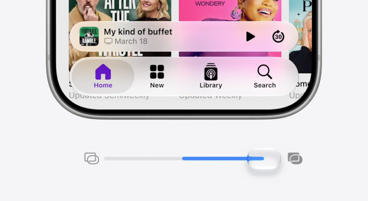 نمای نزدیک از بخش پایینی صفحه آیفون؛ نوار ناوبری شیشهای و شناور (Floating) با آیکونهای Home، New، Library و Search دیده میشود. در بالای آن، ویجت پخش پادکست “My kind of buffet” با دکمههای کنترلی معلق طراحی شده است.