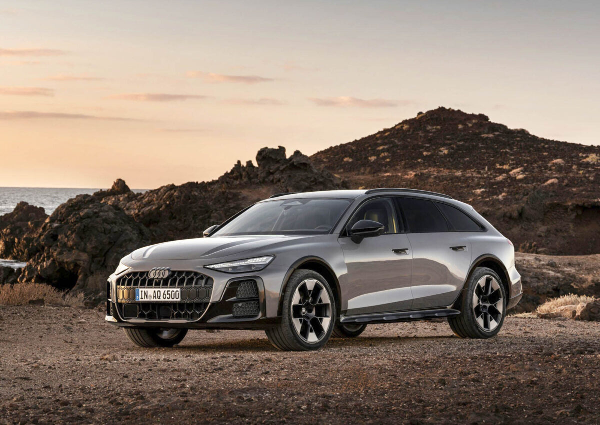 نمای سهربع جلو آئودی A6 Allroad مدل 2028 با رینگهای بزرگ و طراحی عضلانی در طبیعت