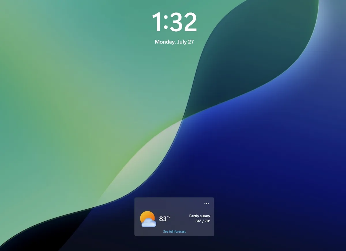 صفحه قفل ویندوز ۱۱ با ویجت Weather و اطلاعات تاریخ و ساعت