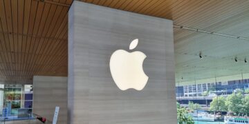 تصویر تبلیغاتی Apple Upgrade برای خرید اقساطی محصولات اپل
