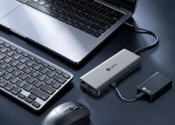داک USB-C ایسوس Adol HC112 با ۱۱ درگاه و طراحی آلومینیومی