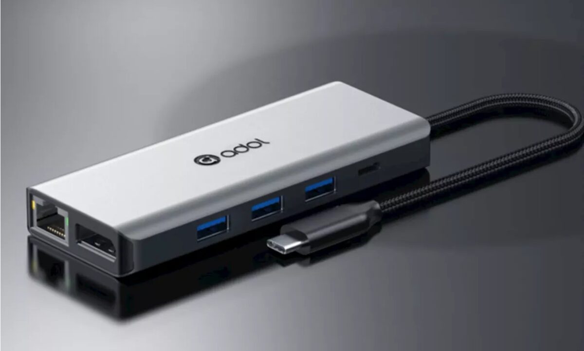 داک USB-C ایسوس با پشتیبانی از اتصال همزمان سه نمایشگر