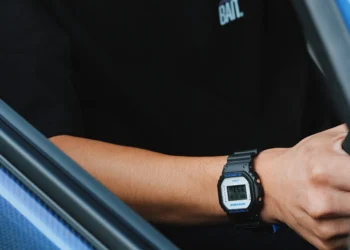 کاسیو نسخه ویژه ساعت G-Shock را با همکاری Toyo Tires عرضه کرد