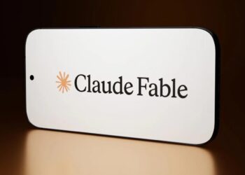 مدل Claude Fable