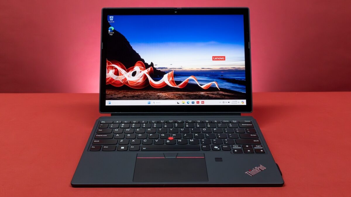 یکی از مهمترین ویژگیهای ThinkPad X12 Gen 2، طراحی تبلت جداشونده (Detachable Tablet) آن است.