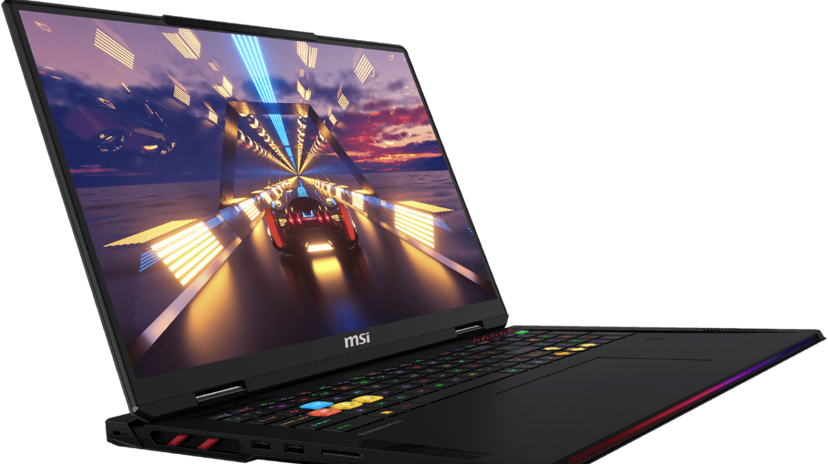 MSI برای این محصول از کیبورد مکانیکی-غشایی توسعهیافته توسط SteelSeries استفاده کرده است.