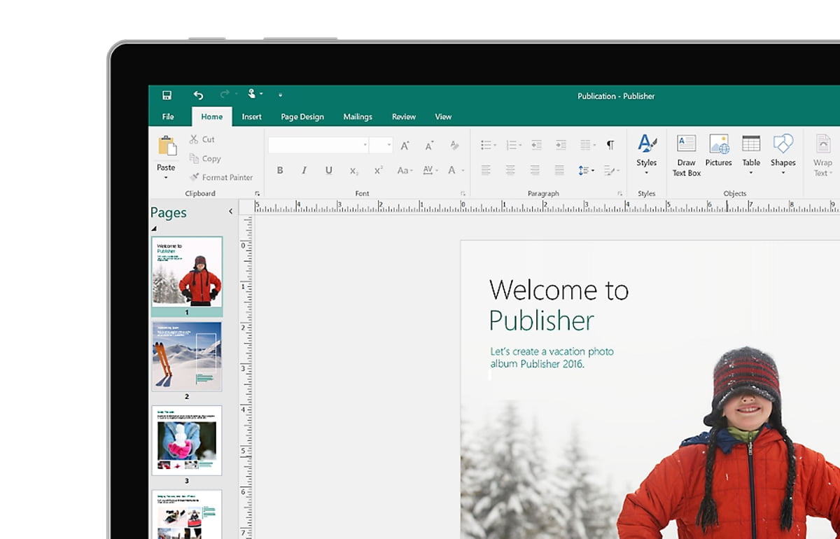 رابط کاربری نرمافزار Microsoft Publisher 2016 روی یک تبلت ویندوزی که سند خوشآمدگویی “Welcome to Publisher” را به همراه منوی ابزارها (Ribbon)، نوارهای طراحی و پیشنمایش صفحات در ستون سمت چپ نشان میدهد.