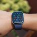 نمایش میزان کالری مصرفی روی صفحه Apple Watch هنگام فعالیت ورزشی