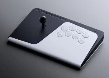 کنترلر آرکید مشکی و سفید با طراحی الهامگرفته از PlayStation 5، شامل جویاستیک توپدار، هشت دکمه سفید و نوار LED آبی.