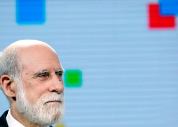 پدر اینترنت پس از ۲۰ سال حضور در گوگل بازنشسته می‌ شود
