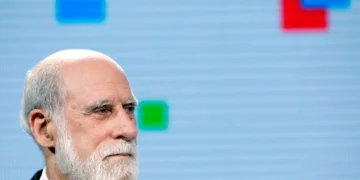 پدر اینترنت پس از ۲۰ سال حضور در گوگل بازنشسته می‌ شود