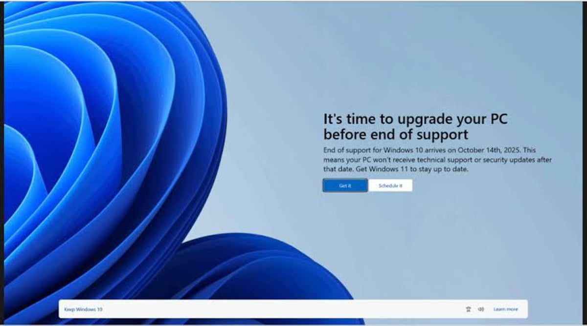 بنر اطلاعرسانی ارتقای سیستمعامل با متن “It’s time to upgrade your PC before end of support” که به پایان پشتیبانی از ویندوز ۱۰ در اکتبر ۲۰۲۵ اشاره دارد.