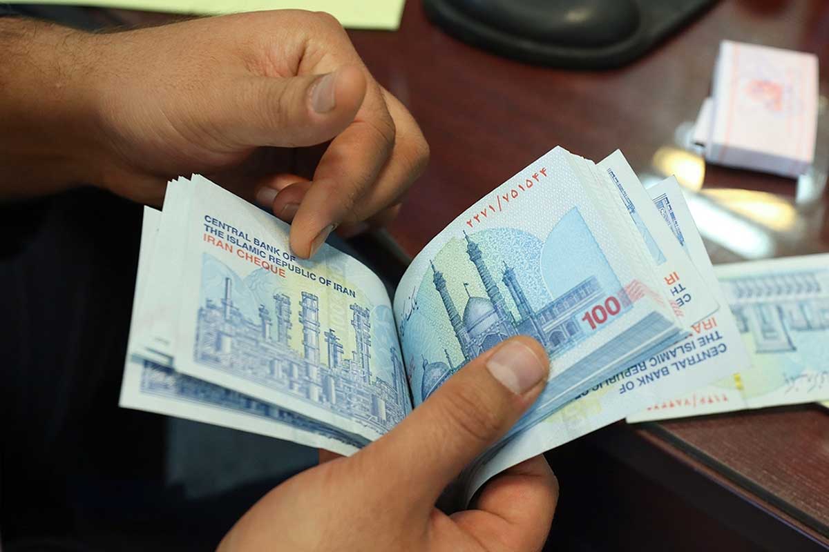 دلیل استقبال مردم از سپرده های کوتاه مدت بانکی چیست؟
