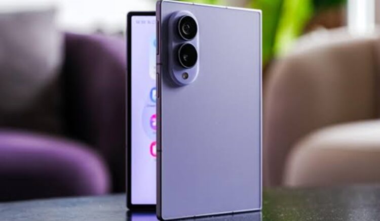 بررسی Galaxy Z Fold8